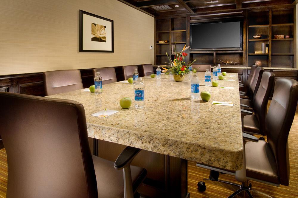 Courtyard By Marriott Tyler Hotel Bagian luar foto